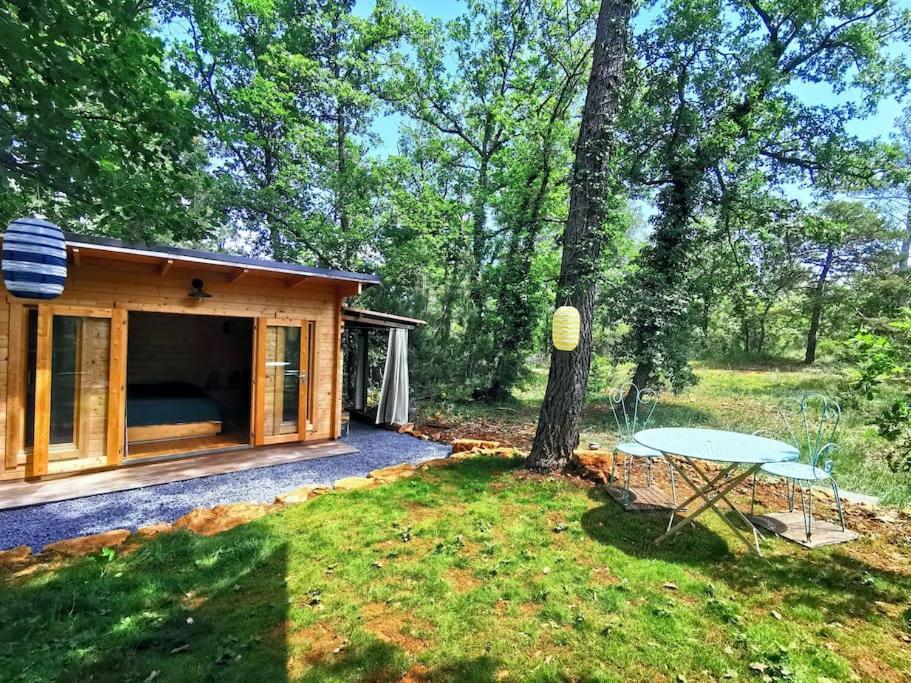Cabanon Dans Un Ecrin De Verdure Callian  Exterior foto